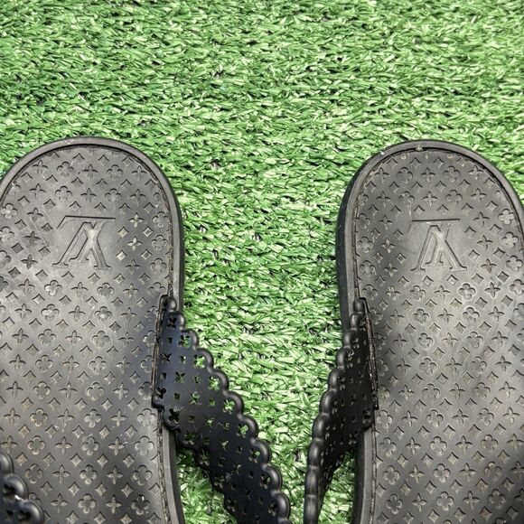 Louis Vuitton Women's Black Monogram Rubber Thong Flip Flop Sandals AUTH 8.5 - Picture 3 of 7